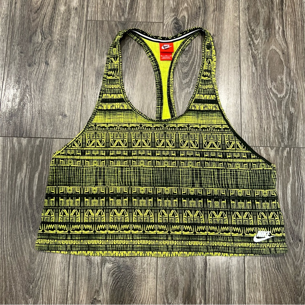 🍎 3/$30 Nike Neon Yellow and Black Tribal Print Cropped Tank Top